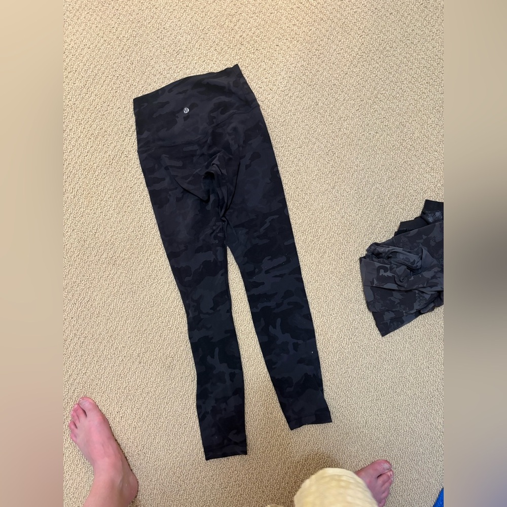 Black Camouflage Leggings lululemon - Picture 2 of 4
